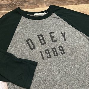 Obey Women’s Large Dark Green/ Gray‎ 3/4 Sleeve Baseball T-Shirt Crewneck
